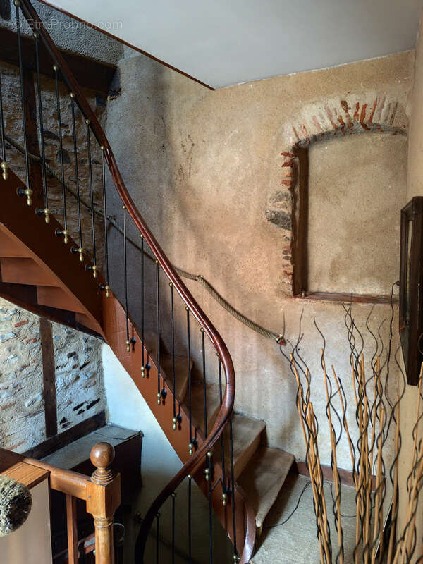 Maison à VILLEFRANCHE-DE-ROUERGUE