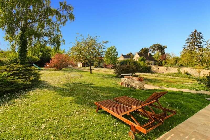 Maison à BORAN-SUR-OISE