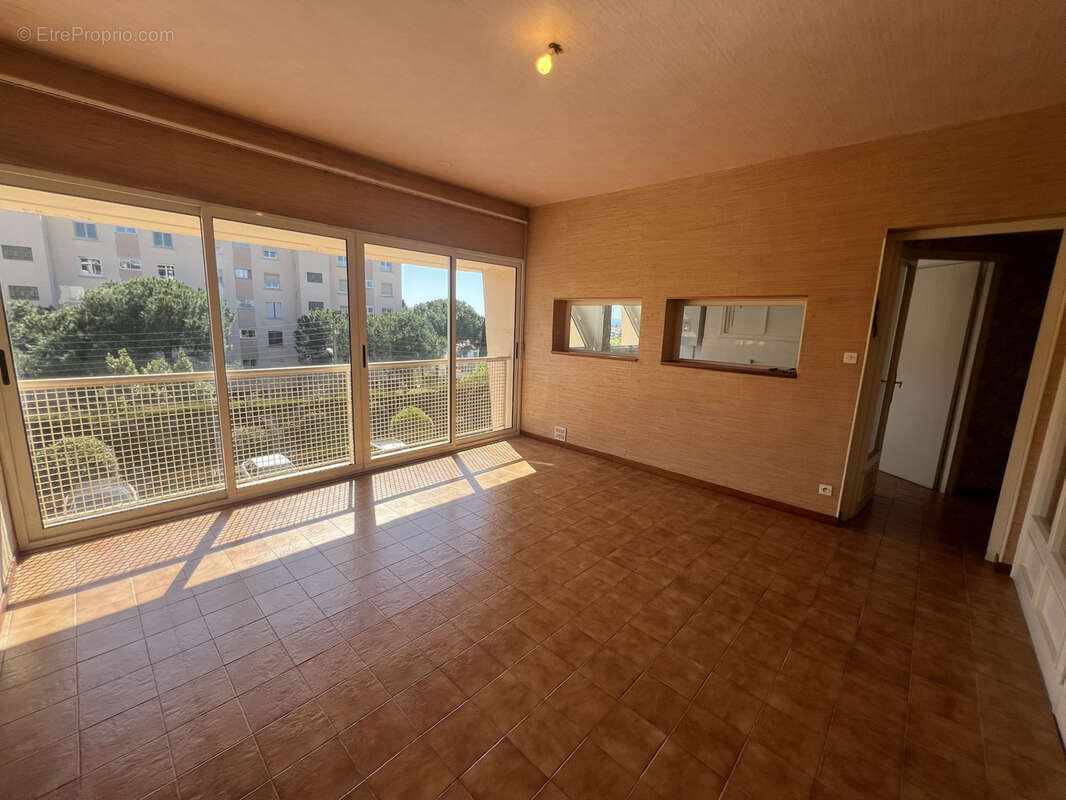 Appartement à BEZIERS