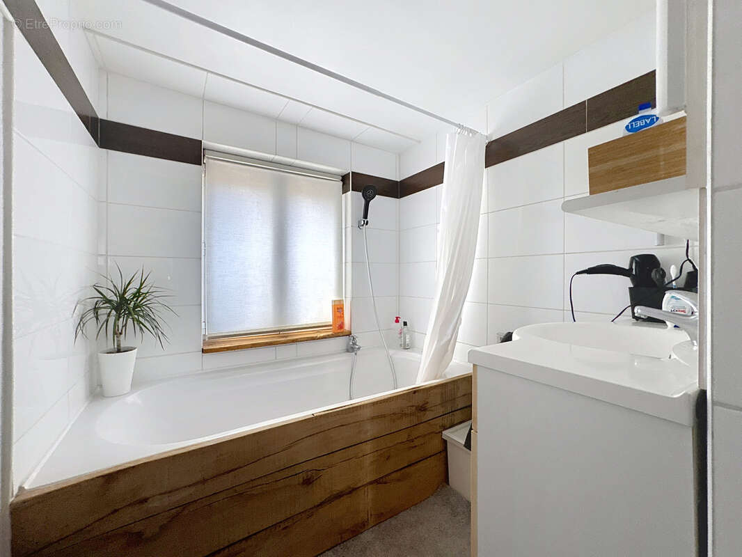 Appartement à LINSELLES