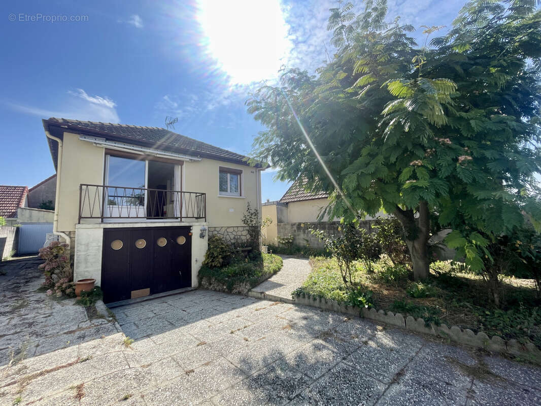 Maison à DIVES-SUR-MER