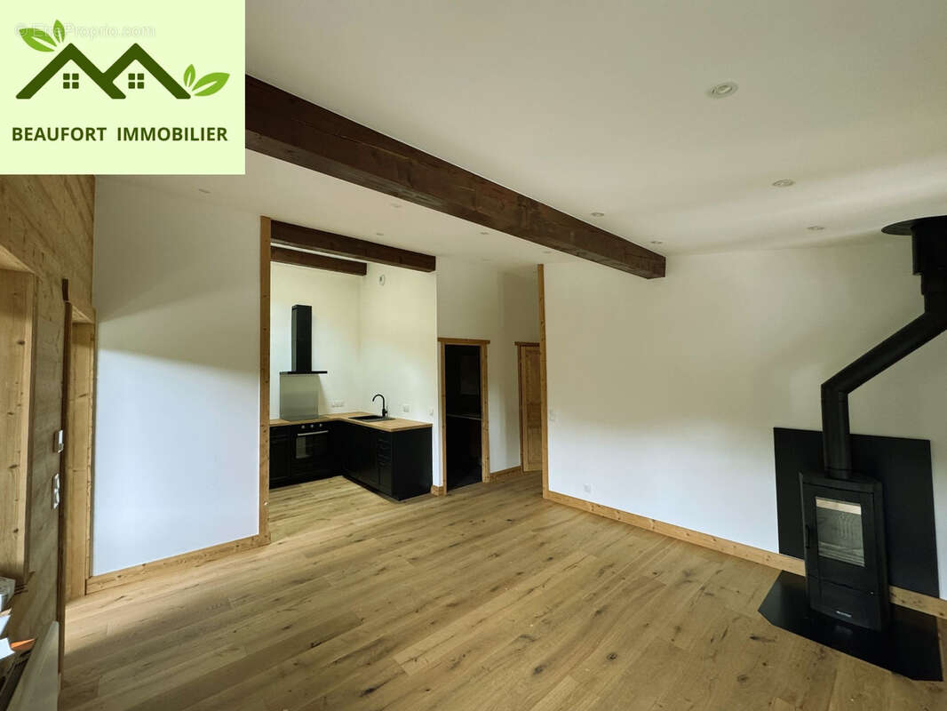 Appartement à SAINT-NICOLAS-LA-CHAPELLE