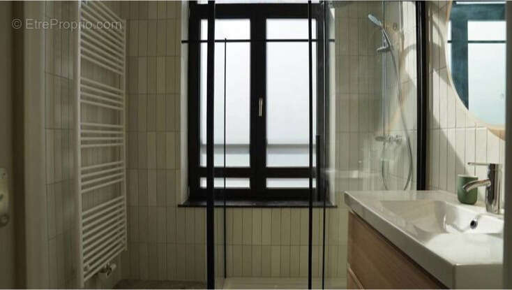 Appartement à SERRIS