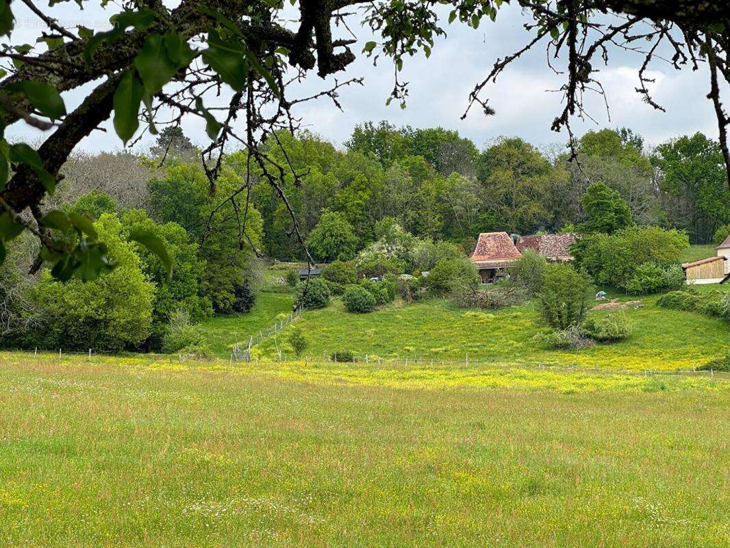 Maison à SAINT-CAPRAISE-DE-LALINDE