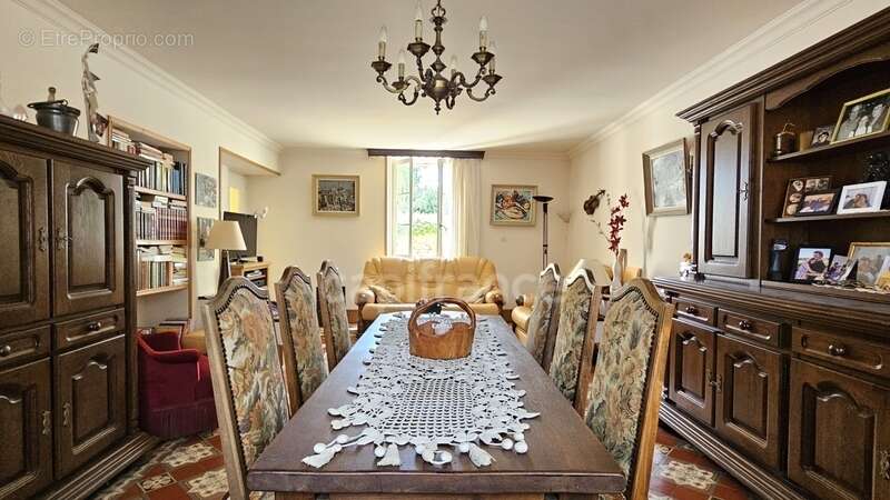 Maison à VILLENEUVE-SUR-AUVERS