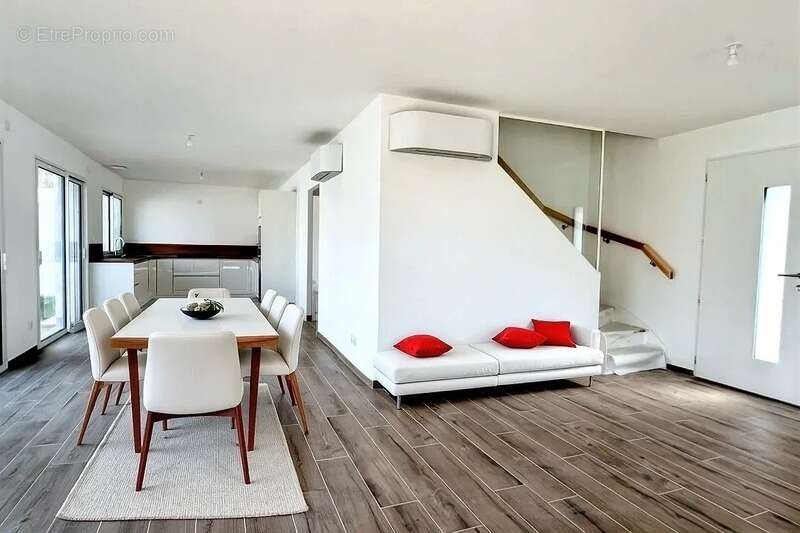 Maison à LE POULIGUEN