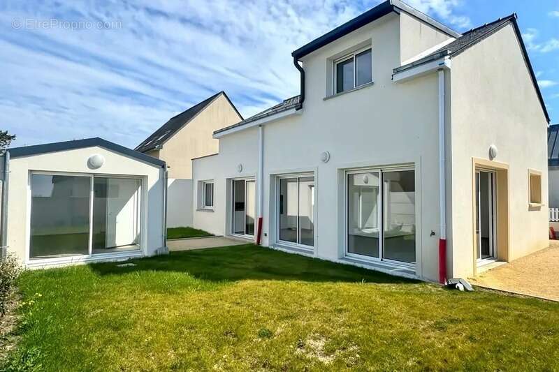 Maison à LE POULIGUEN