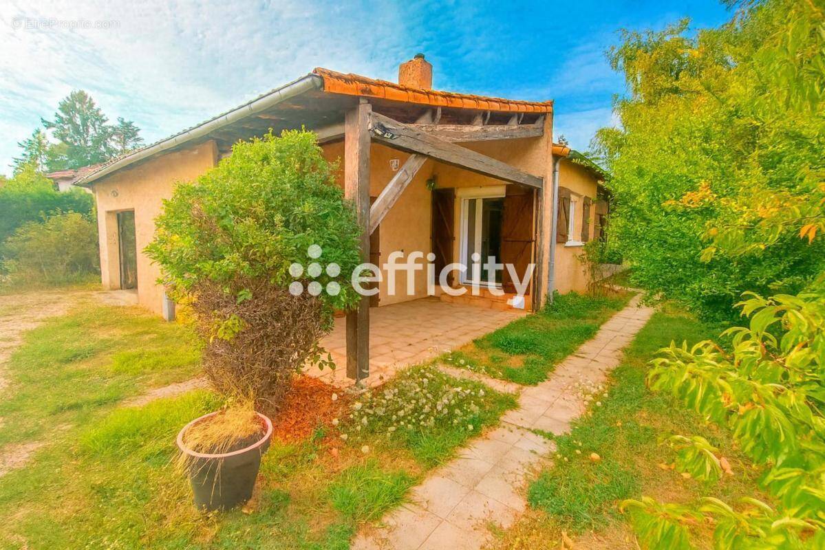 Maison à MIGNALOUX-BEAUVOIR