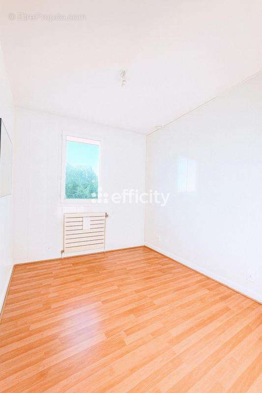 Maison à MIGNALOUX-BEAUVOIR