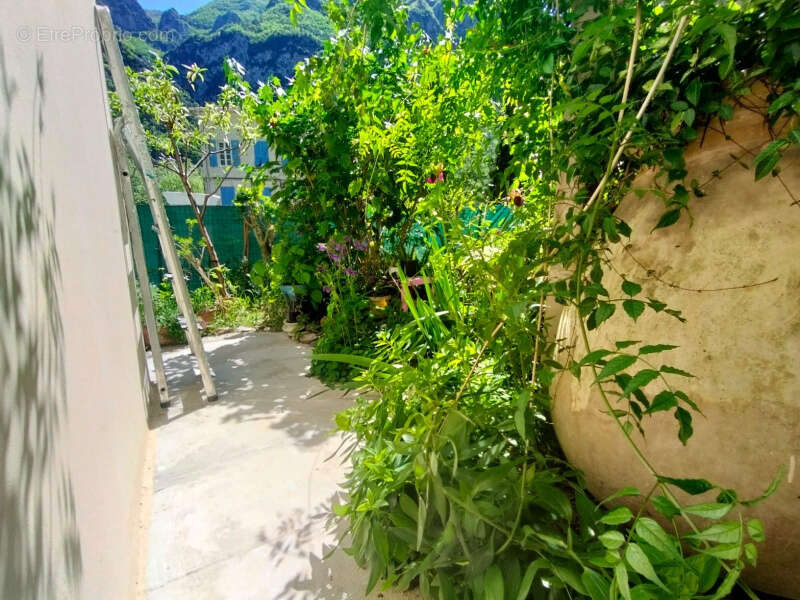 Appartement à BREIL-SUR-ROYA