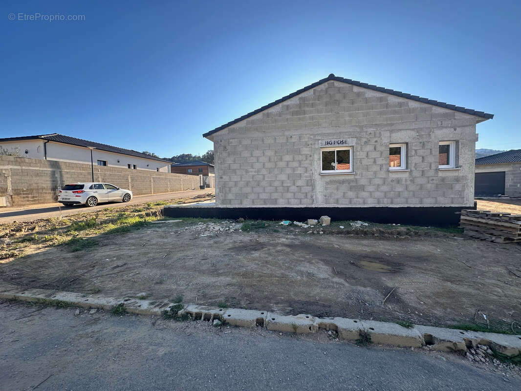 Maison à PENTA-DI-CASINCA