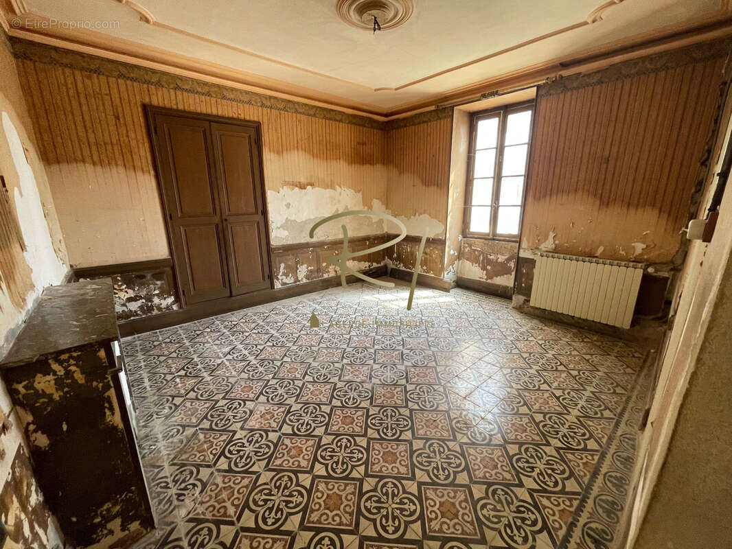 Maison à ORGNAC-L&#039;AVEN