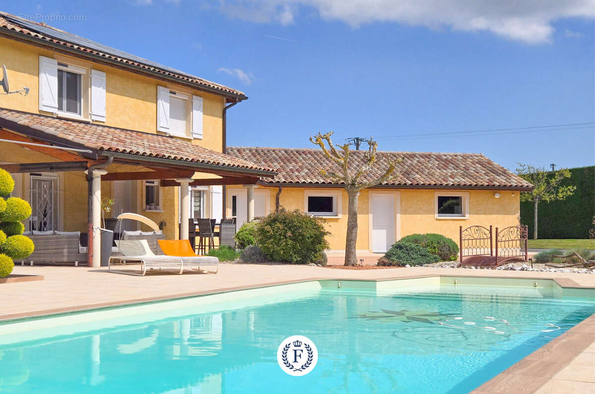 Maison à SAINT-DIDIER-SUR-BEAUJEU