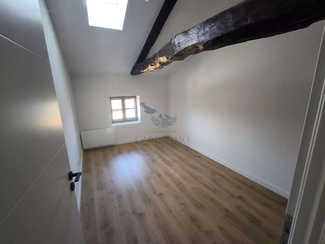 Appartement à LIERGUES