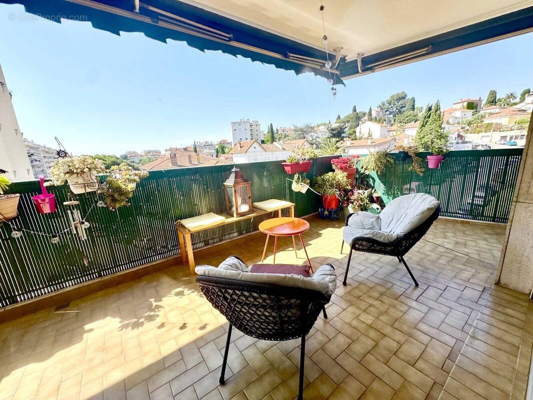 Appartement à CANNES