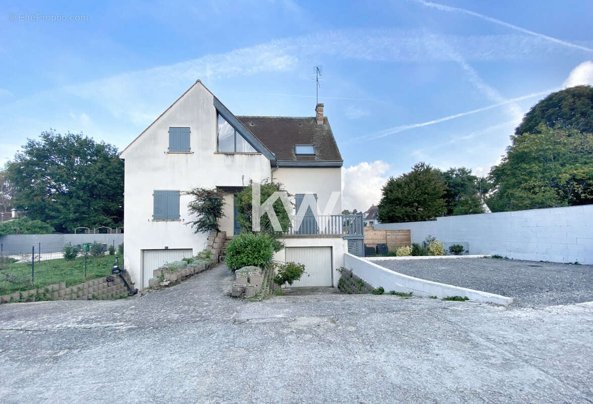 Appartement à VERT-LE-GRAND