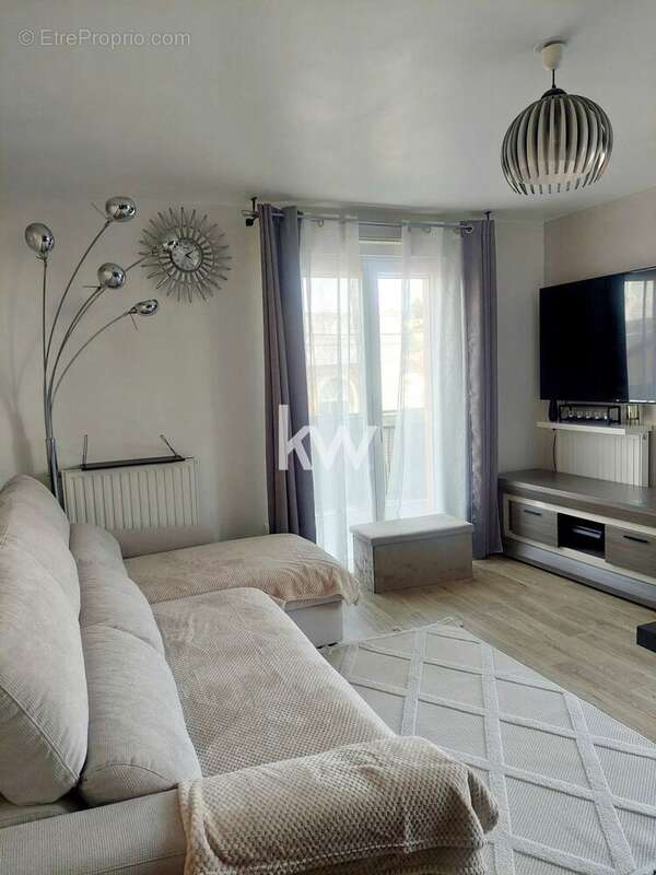 Appartement à CORBEIL-ESSONNES