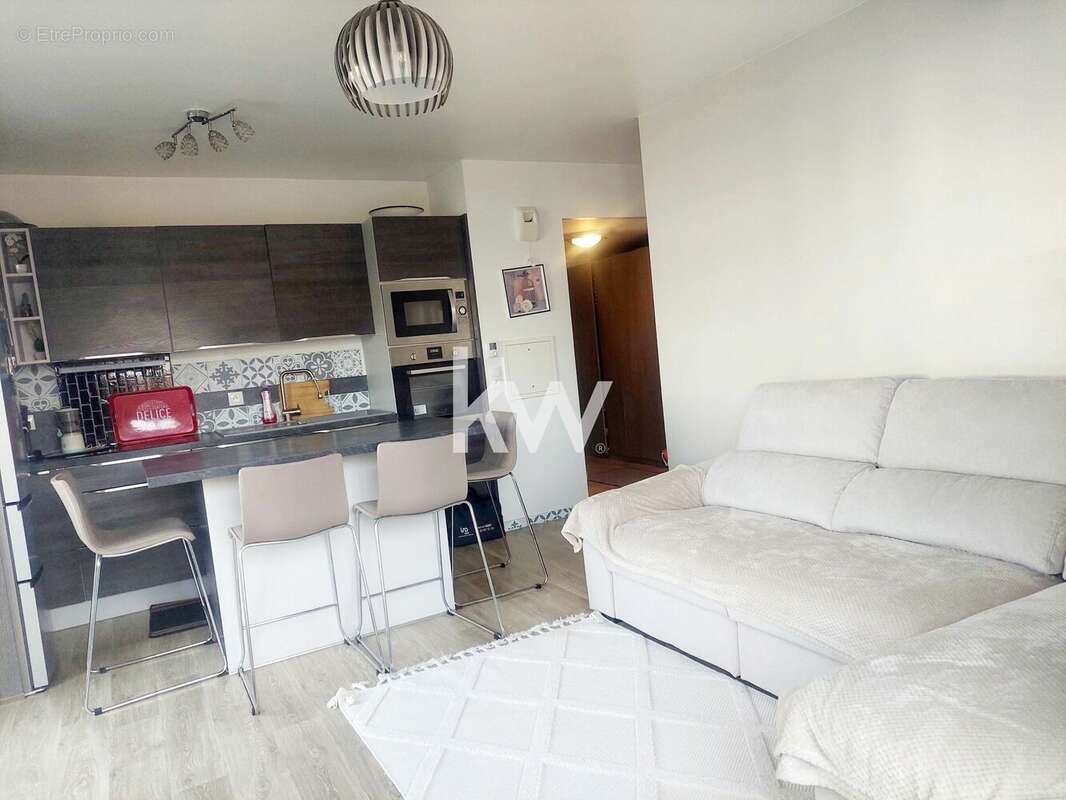 Appartement à CORBEIL-ESSONNES