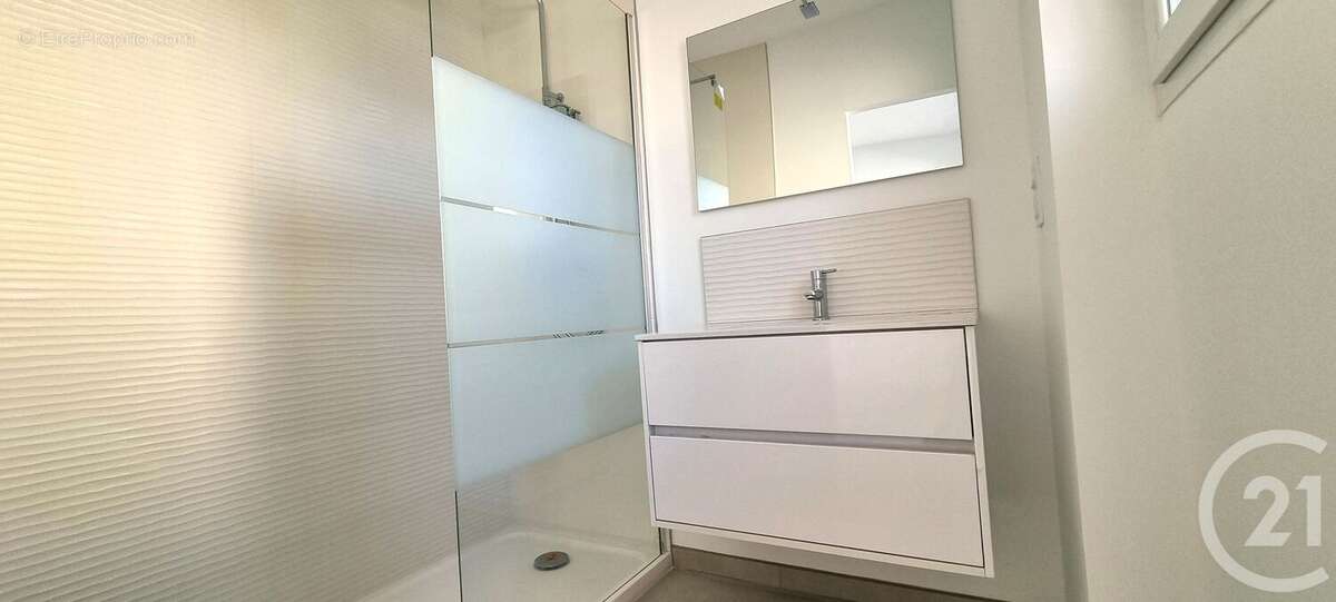 Maison à LAROQUE-DES-ALBERES