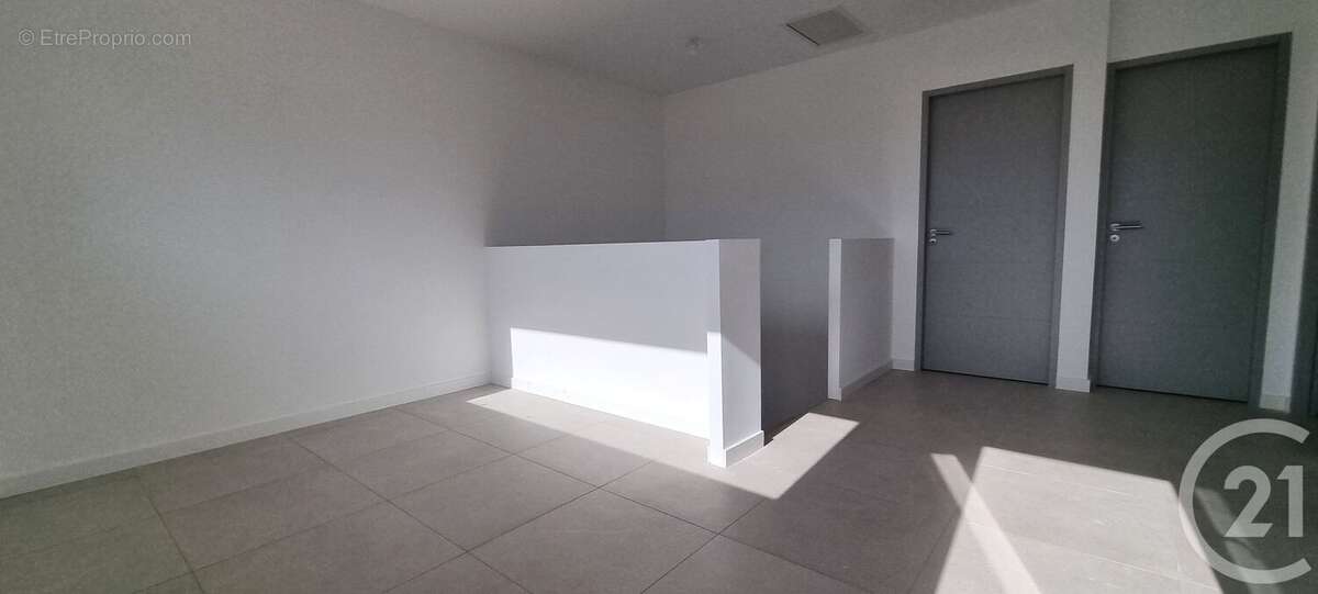 Maison à LAROQUE-DES-ALBERES