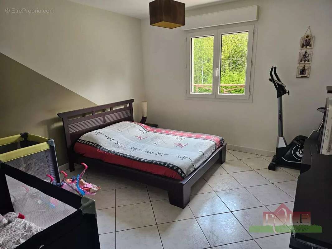 Maison à SAVAS-MEPIN