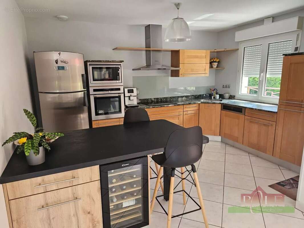 Maison à SAVAS-MEPIN