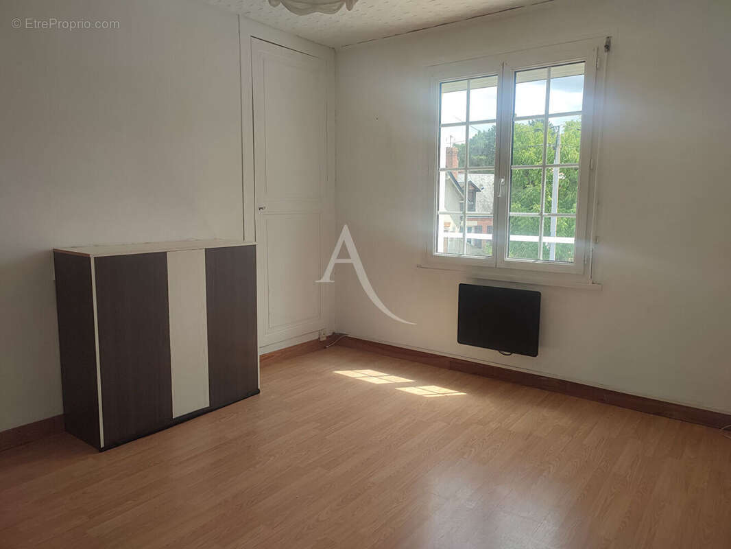 Maison à LAMOTTE-BEUVRON