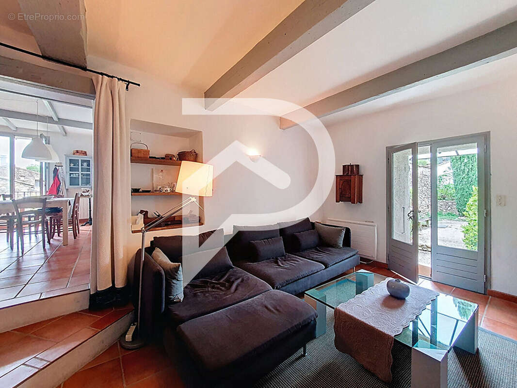 Maison à MALATAVERNE