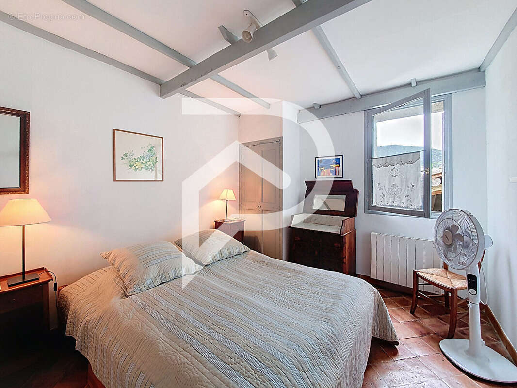 Maison à MALATAVERNE