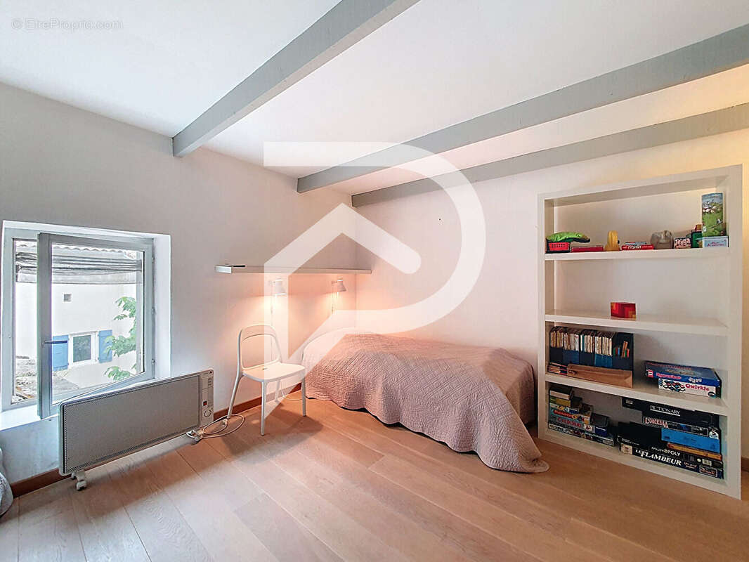 Maison à MALATAVERNE