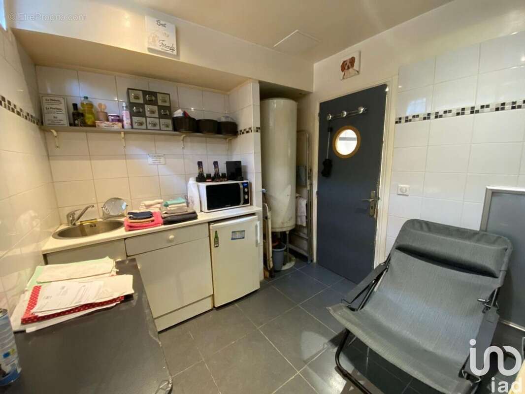 Photo 4 - Commerce à CANNES