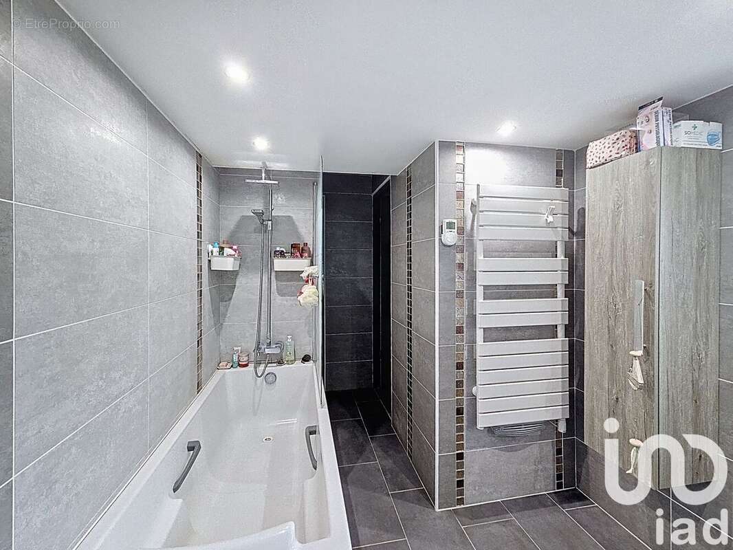 Photo 4 - Maison à VIVIER-AU-COURT