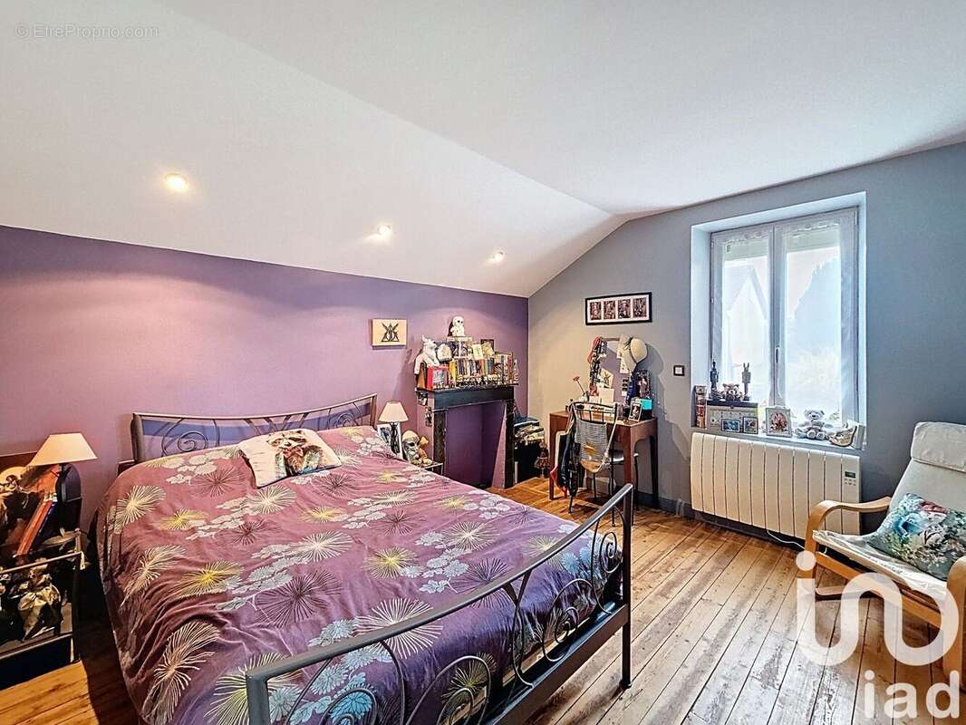 Photo 6 - Maison à VIVIER-AU-COURT