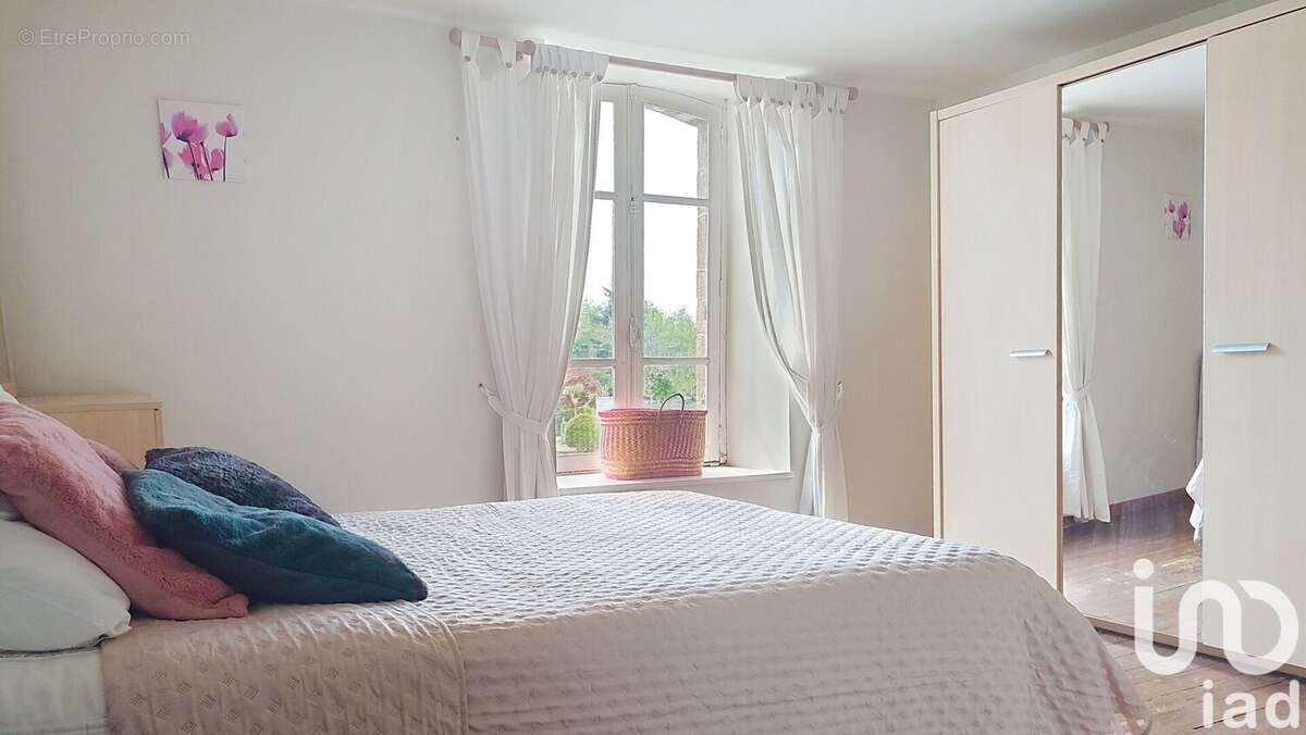 Photo 7 - Maison à BAZOUGES-LA-PEROUSE