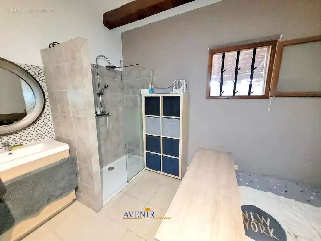 Appartement à MARSEILLE-13E