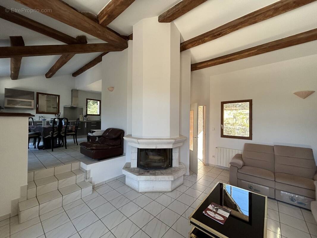 Maison à SAINT-ETIENNE-VALLEE-FRANCAISE