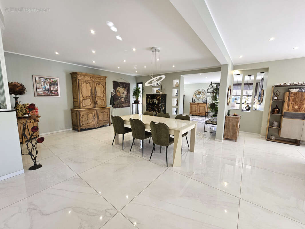 Maison à SAINT-GEORGES-DES-GROSEILLERS