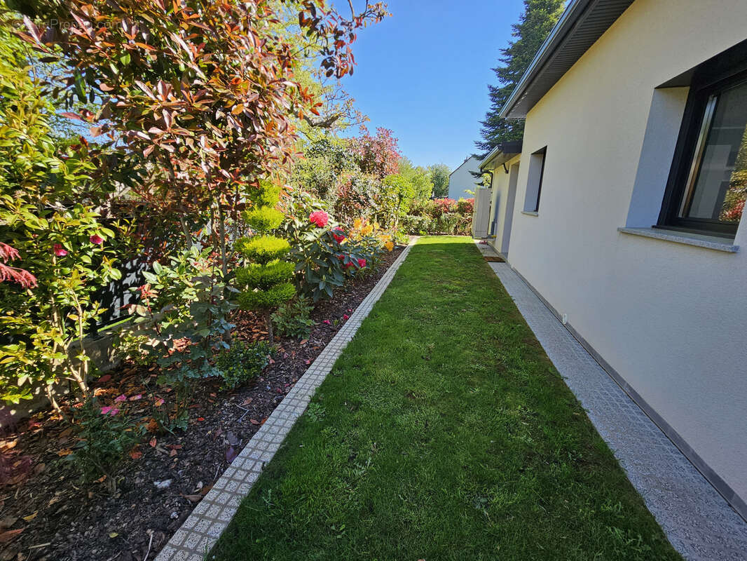 Maison à SAINT-GEORGES-DES-GROSEILLERS