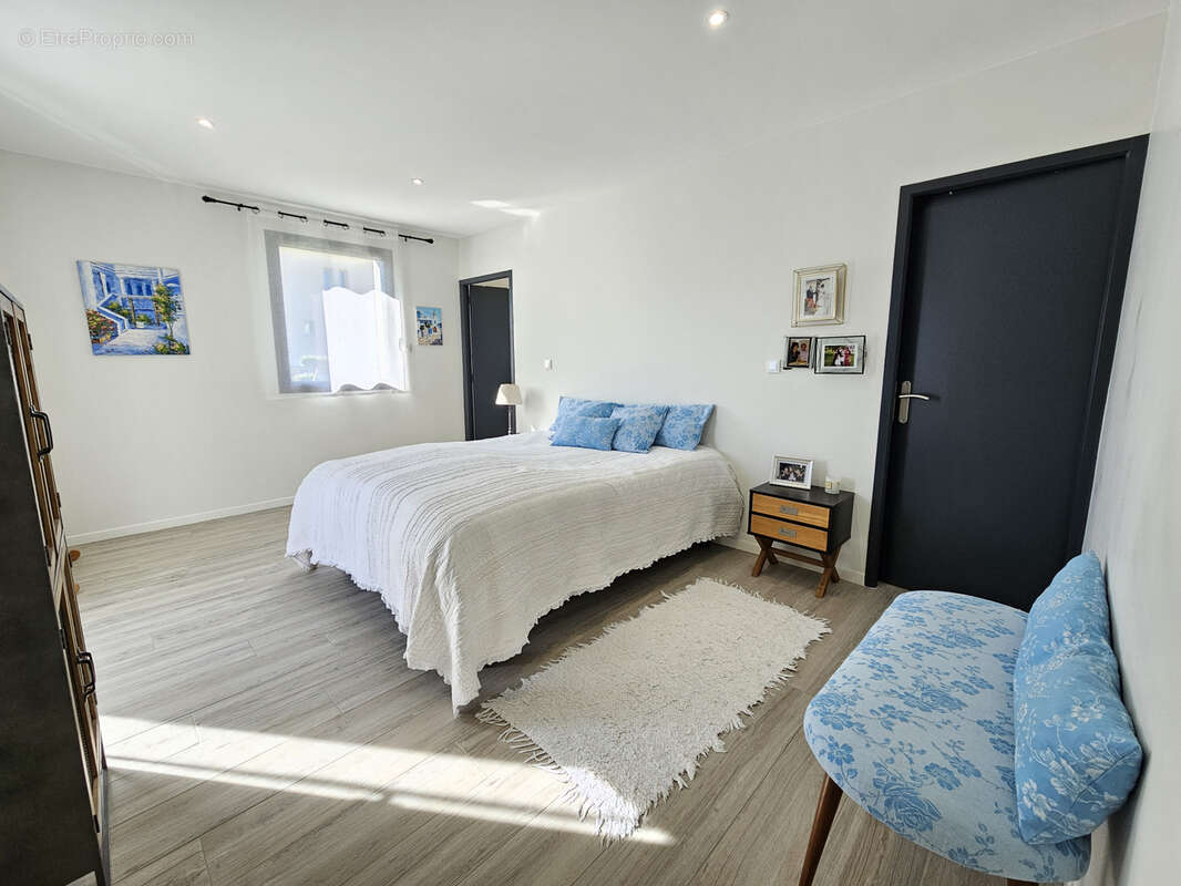 Maison à SAINT-GEORGES-DES-GROSEILLERS