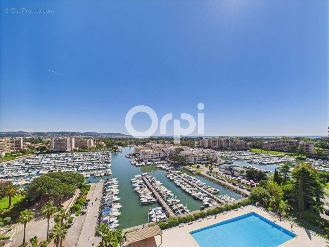 Appartement à MANDELIEU-LA-NAPOULE