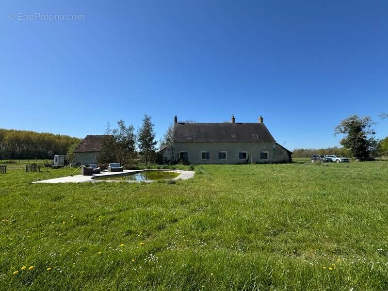 Maison à COURCELLES-DE-TOURAINE