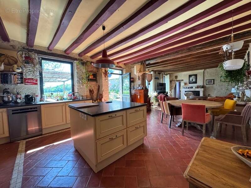 Maison à COURCELLES-DE-TOURAINE