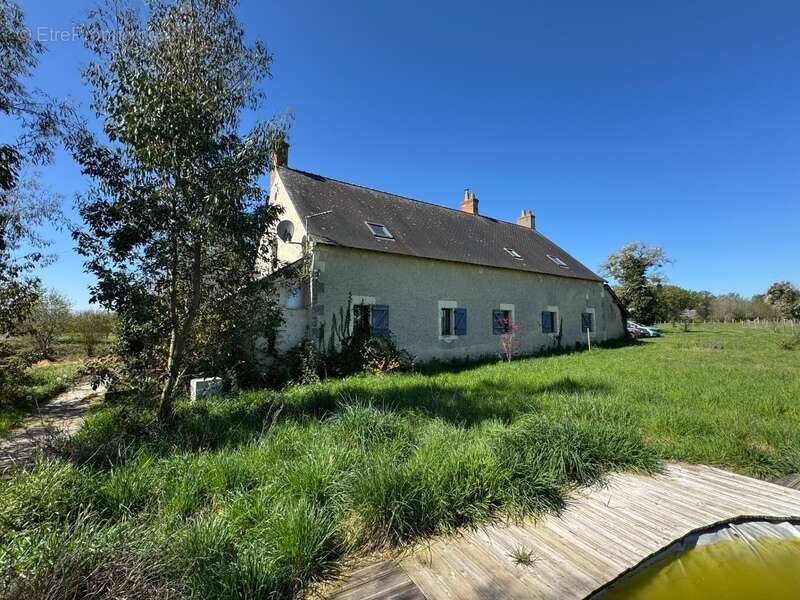 Maison à COURCELLES-DE-TOURAINE