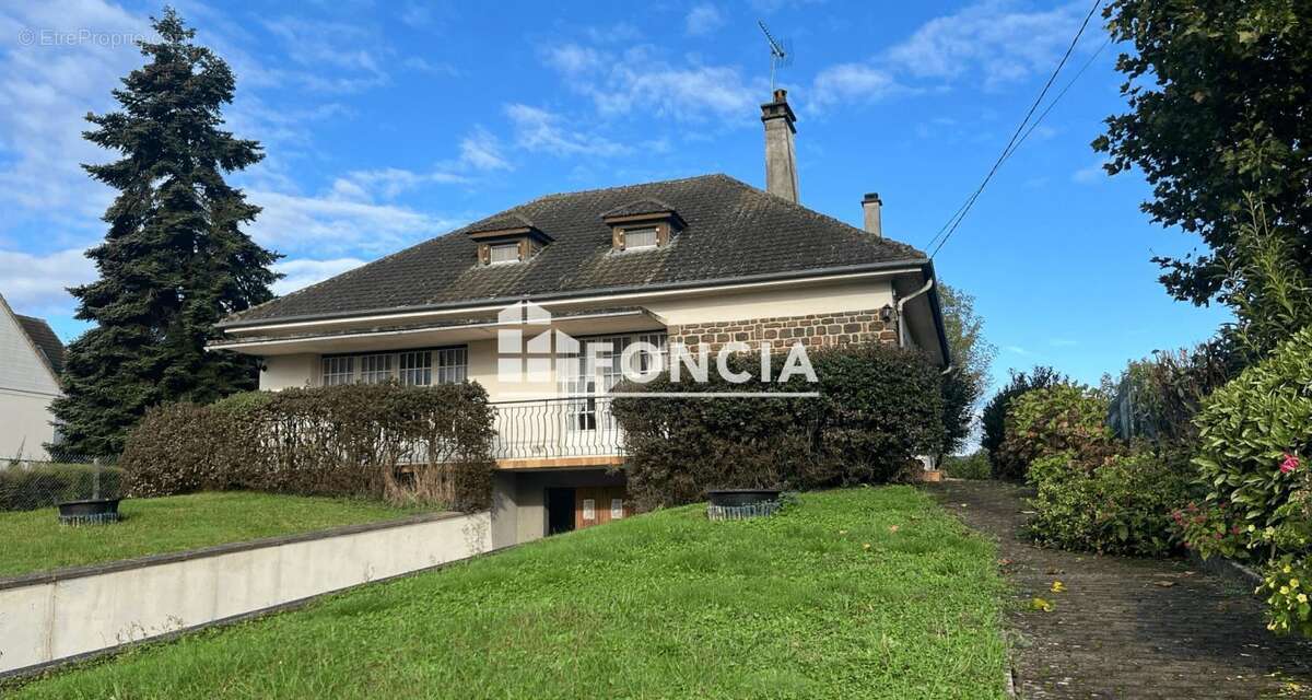 Maison à BEAUMONT-SUR-SARTHE