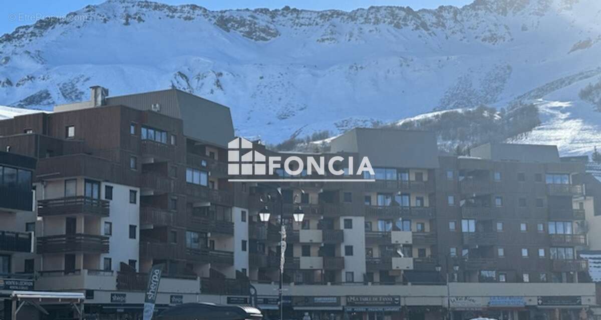 Appartement à SAINT-FRANCOIS-LONGCHAMP