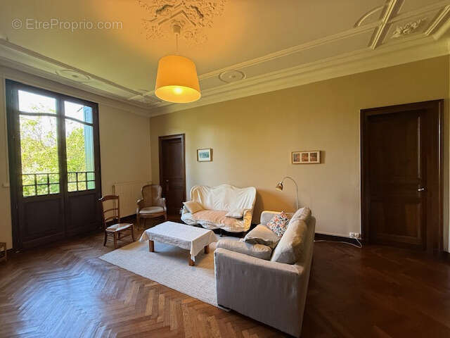 Maison à BELIN-BELIET