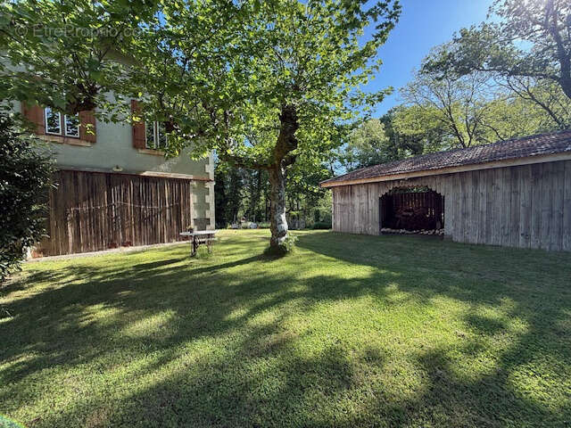 Maison à BELIN-BELIET