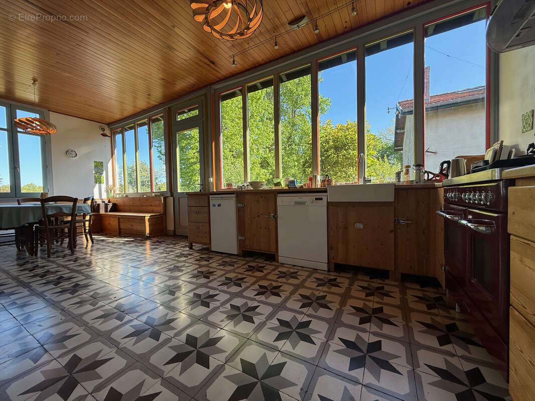 Maison à BELIN-BELIET