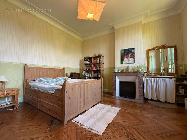 Maison à BELIN-BELIET