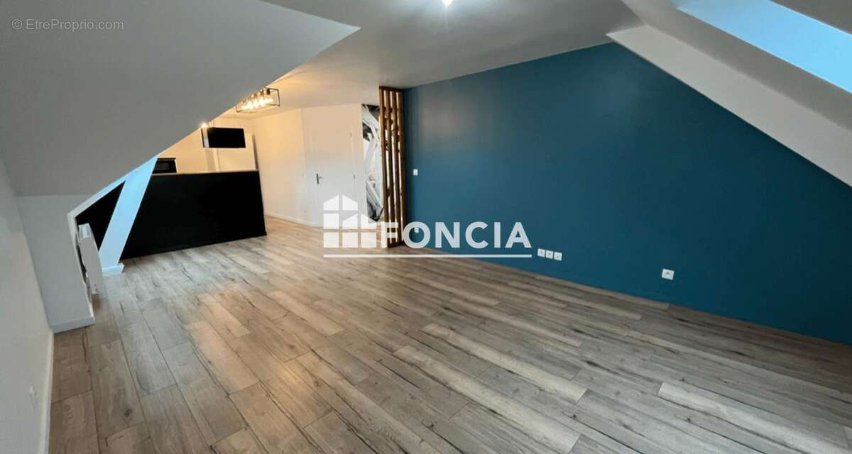 Appartement à ETRECHY